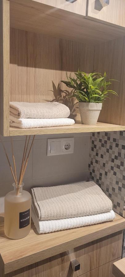 Apartamento Con Balcon En Casco Antiguo De Cuenca Куенка Екстериор снимка