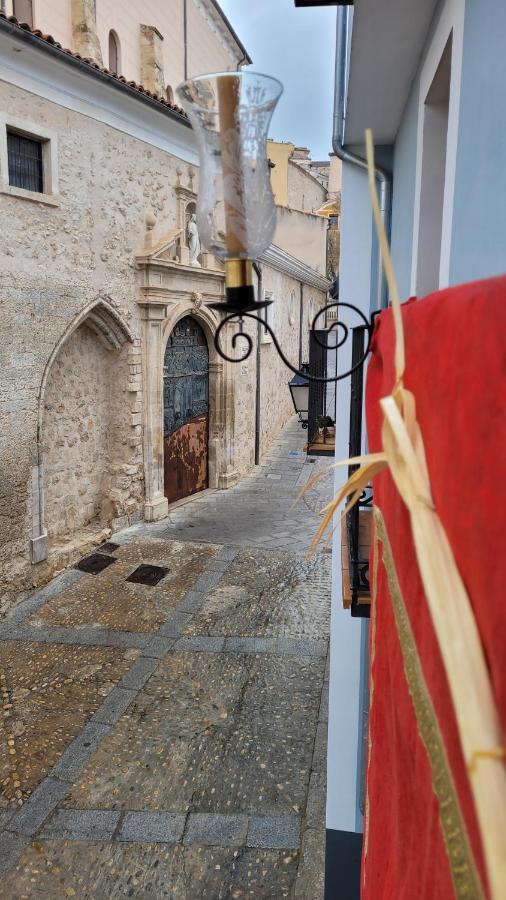 Apartamento Con Balcon En Casco Antiguo De Cuenca Куенка Екстериор снимка